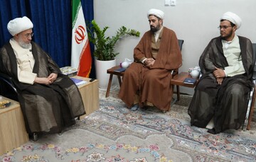 آیت الله اراکی بر احیای سنت پاسخگویی حضوری طلاب حوزه تاکید کرد