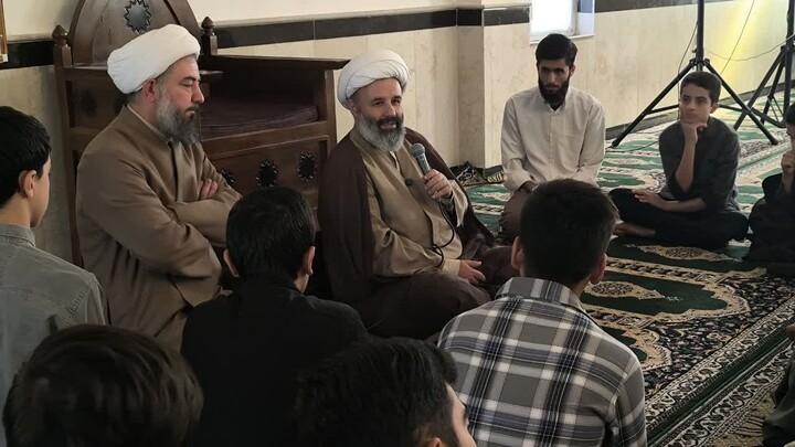 تصاویر / سفر دبیر قرارگاه جهادی پیامبر اعظم مرکز خدمات کشور به همدان