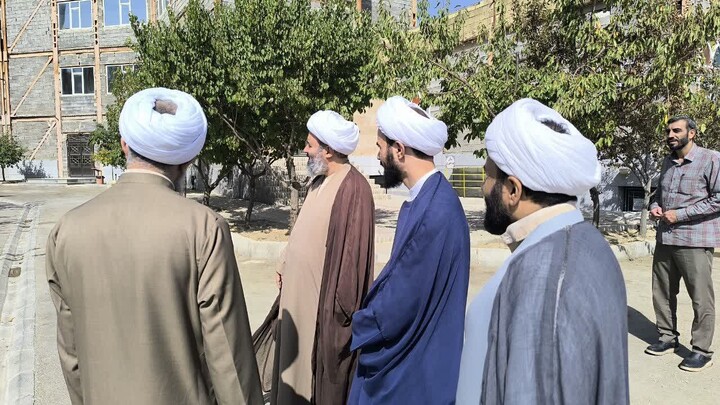تصاویر / سفر دبیر قرارگاه جهادی پیامبر اعظم مرکز خدمات کشور به همدان