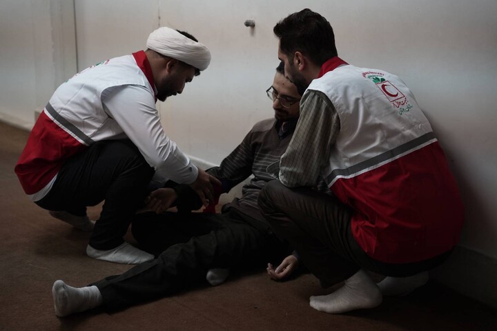 تصاویر /  بازدید مسئولان حوزه نمایندگی ولی‌فقیه در هلال‌احمر از کانون طلاب برادران تبریز