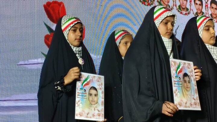 تصاویر/ چهارمین یادواره ۲۸ شهید نوجوان و جوان یزدی در جبهه غرب کشور برگزار شد