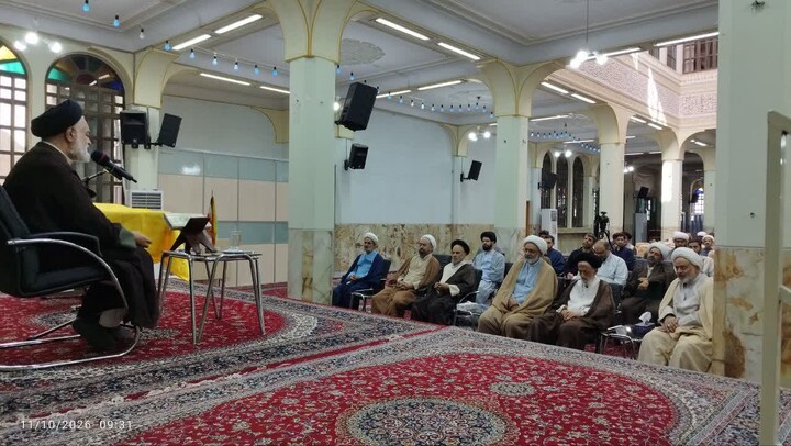تصاویر|برگزاری جلسه ترویج پژوهش و رونمایی از کتاب «حقائق الاصولیه»