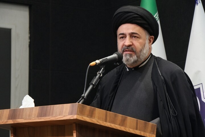 نشست نامه های امام شهید