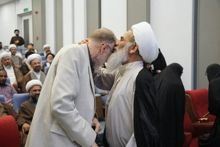 نشست نامه های امام شهید