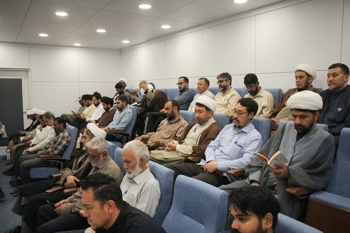 نشست نامه های امام شهید