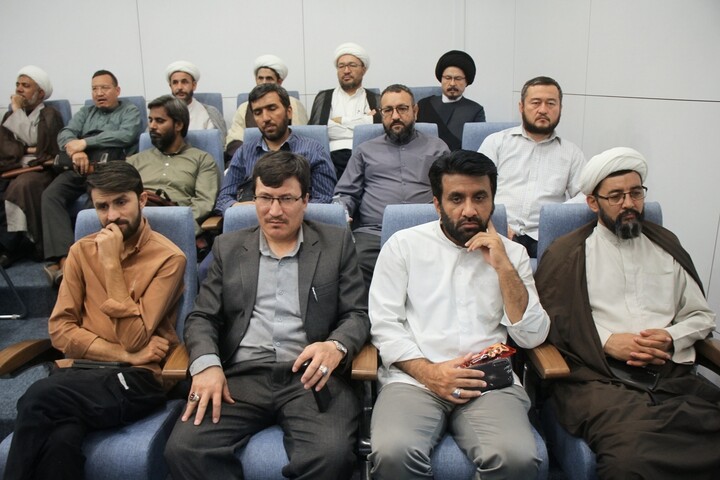 نشست نامه های امام شهید