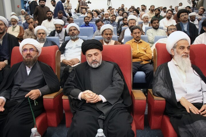 نشست نامه های امام شهید