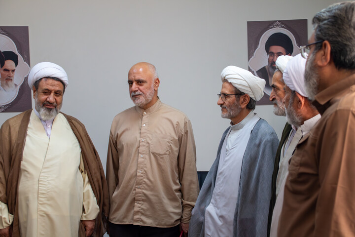 تصاویر/ مراسم تجلیل از پیشکسوتان دفاع مقدس حوزه علمیه استان کرمان