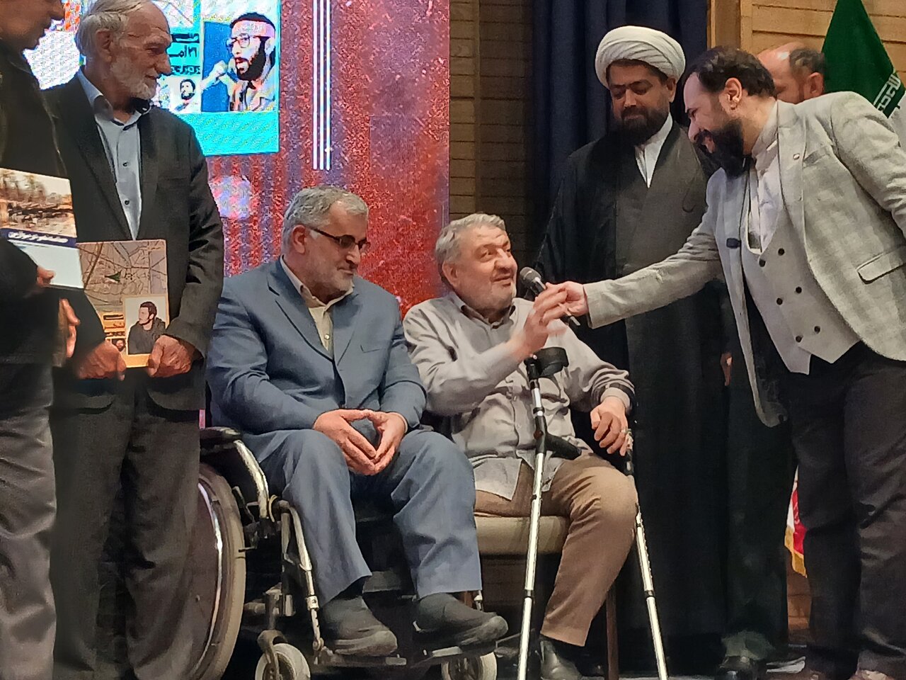 آیین رونمایی از کتاب‌ها، اطلس‌ها و آثار مربوط به نبردهای خراسان بزرگ در هشت سال دفاع مقدس