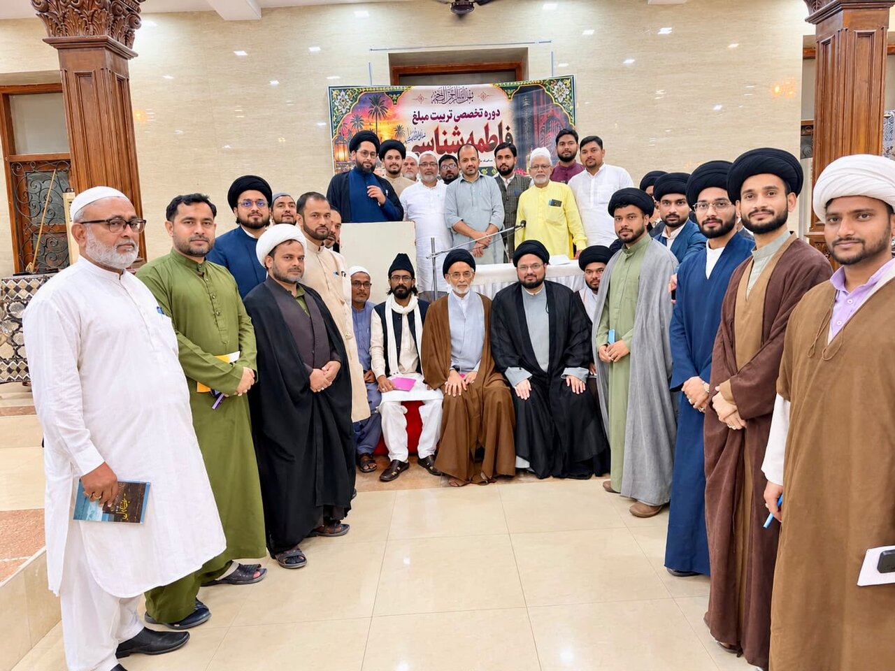 ممبئی میں فاطمہؑ شناسی کے عنوان سے سہ روزہ تربیتی ورکشاپ کا آغاز