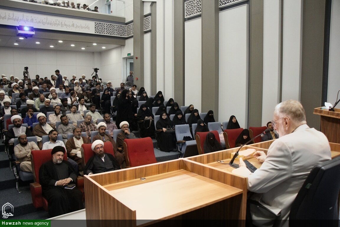 گزارش از نشست بازخوانی نامههای امام شهید به جوانان غرب؛ از شناخت بیواسطه اسلام تا بیداری وجدان جهانی