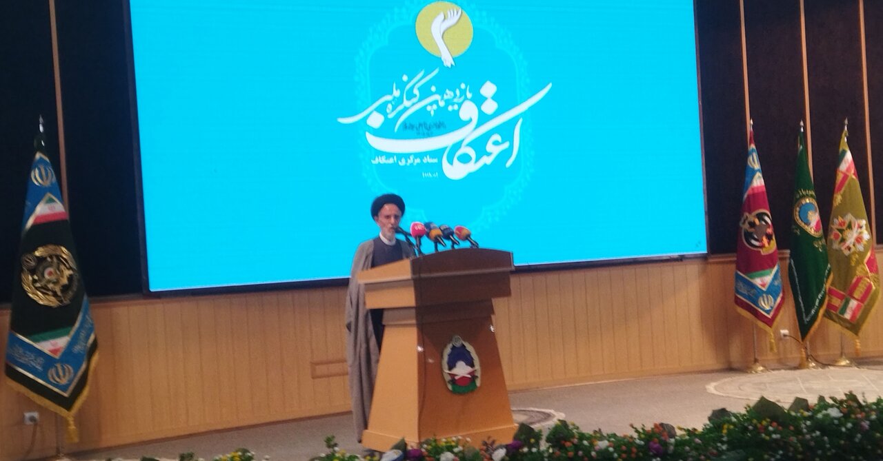 رهبر شهید انقلاب، احیاگر اعتکاف در جامعه ایران بودند