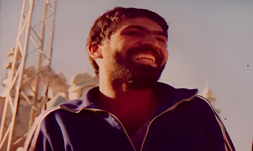 شهیدی که برای رفتن به جبهه از لباس پاسداری‌اش گذشت