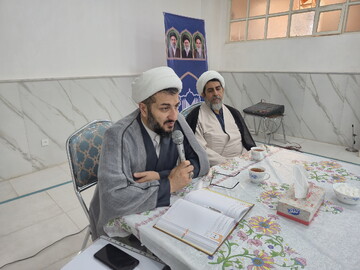 تصاویر/ نشست معاون پژوهش حوزه‌های علمیه با مدیران آموزش و پژوهش مدارس علمیه کاشان