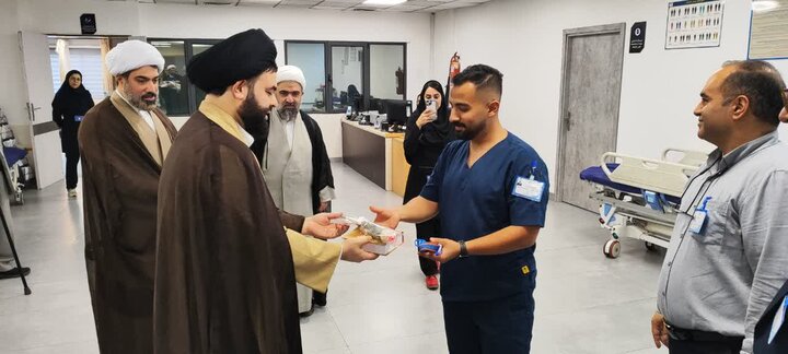 تصاویر/ تکریم پرستاران بیمارستان شمال، از طرف دفتر آیت الله العظمی جوادی آملی در شهرستان آمل