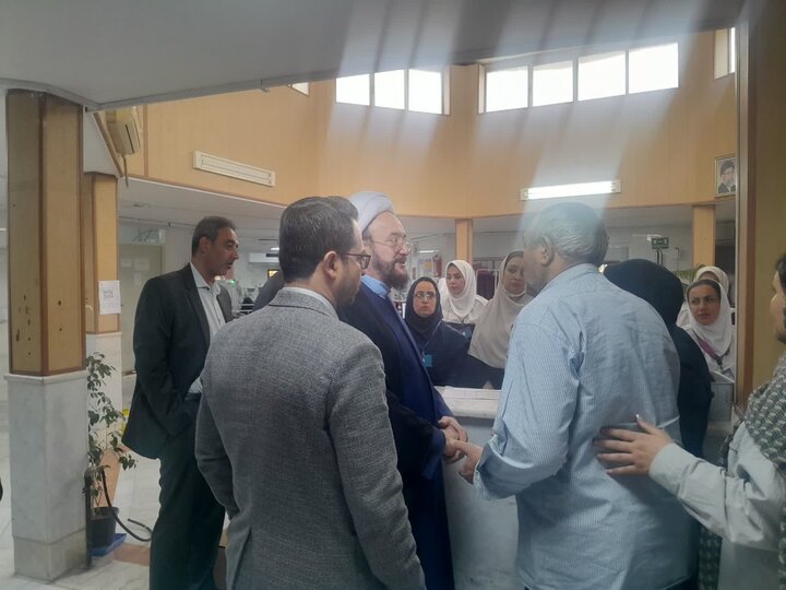 تصاویر / تقدیر مسئول نهاد نمایندگی ولی فقیه در دانشگاه علوم پزشکی قزوین از پرستاران مراکز درمانی استان قزوین