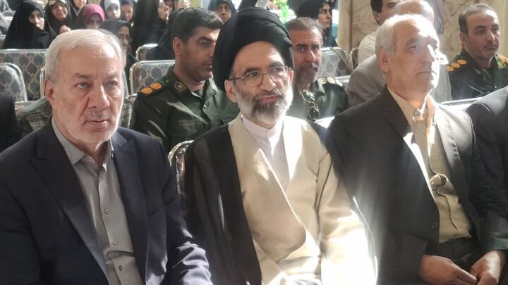 تصاویر/ همایش «بانوان حرم ساز » به مناسبت میلاد با سعادت حضرت زینب (س)درکاشان