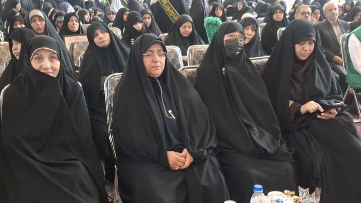 تصاویر/ همایش «بانوان حرم ساز » به مناسبت میلاد با سعادت حضرت زینب (س)درکاشان