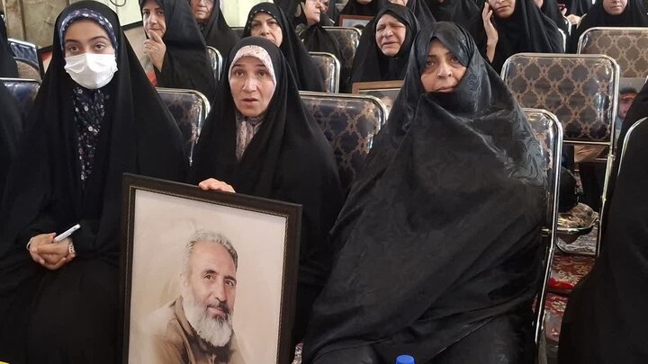 تصاویر/ همایش «بانوان حرم ساز » به مناسبت میلاد با سعادت حضرت زینب (س)درکاشان