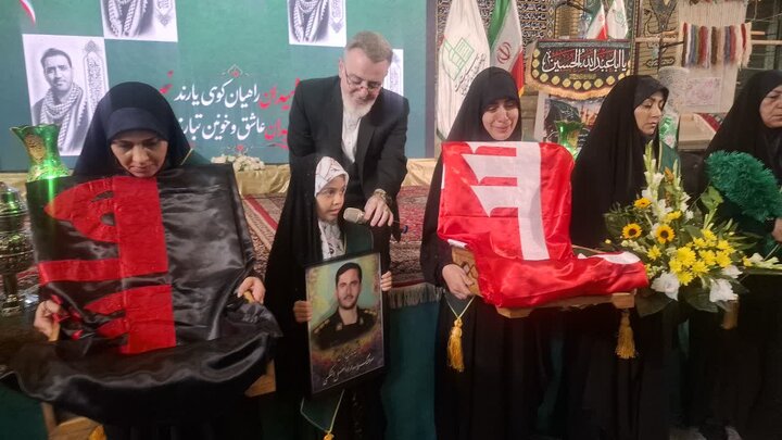 تصاویر/ همایش «بانوان حرم ساز » به مناسبت میلاد با سعادت حضرت زینب (س)درکاشان