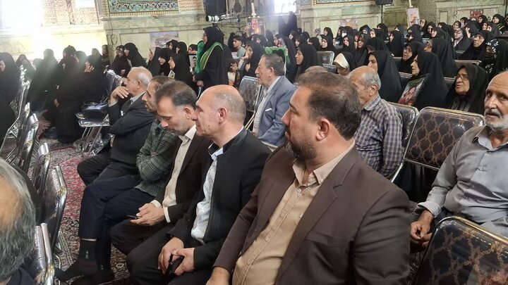 تصاویر/ همایش «بانوان حرم ساز » به مناسبت میلاد با سعادت حضرت زینب (س)درکاشان