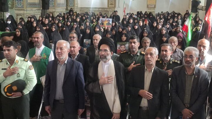 تصاویر/ همایش «بانوان حرم ساز » به مناسبت میلاد با سعادت حضرت زینب (س)درکاشان