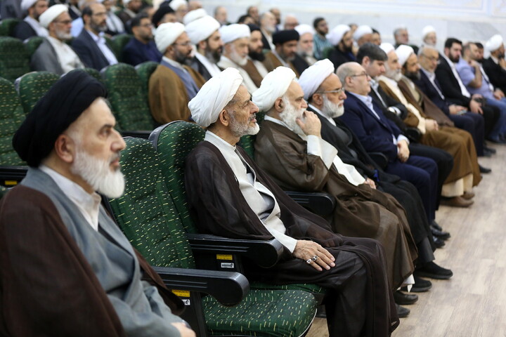 تصاویر/ مراسم بزرگداشت  پنجمین سالگرد ارتحال علامه حسن زاده آملی(ره)