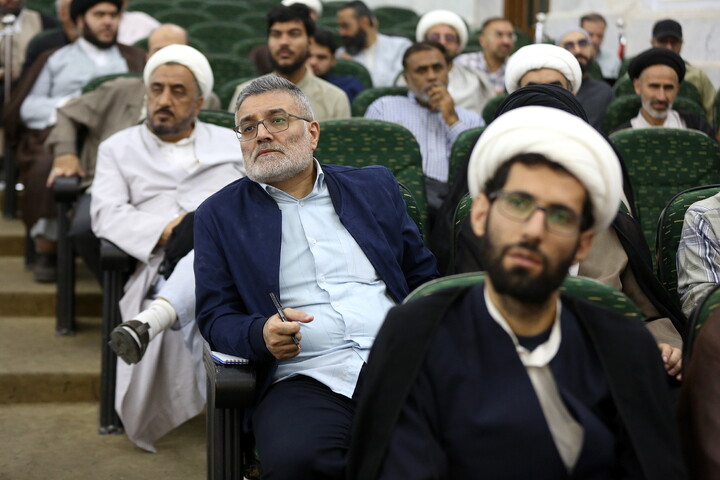 تصاویر/ مراسم بزرگداشت  پنجمین سالگرد ارتحال علامه حسن زاده آملی(ره)