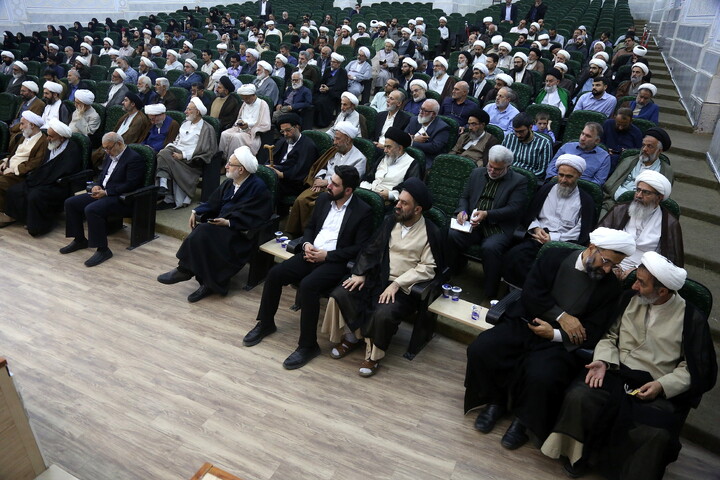 تصاویر/ مراسم بزرگداشت  پنجمین سالگرد ارتحال علامه حسن زاده آملی(ره)