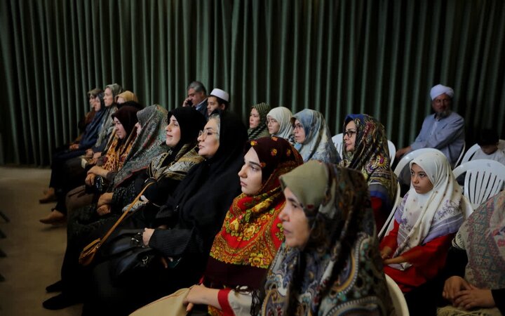 تصاویر / آئین تکریم از اهل‌سنت استان گلستان به پاس همراهی در اجتماعات مردمی شبانه