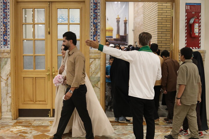 سفره کریمانه حرم بانوی کرامت در شب میلاد دختر امیرالمؤمنین(ع)