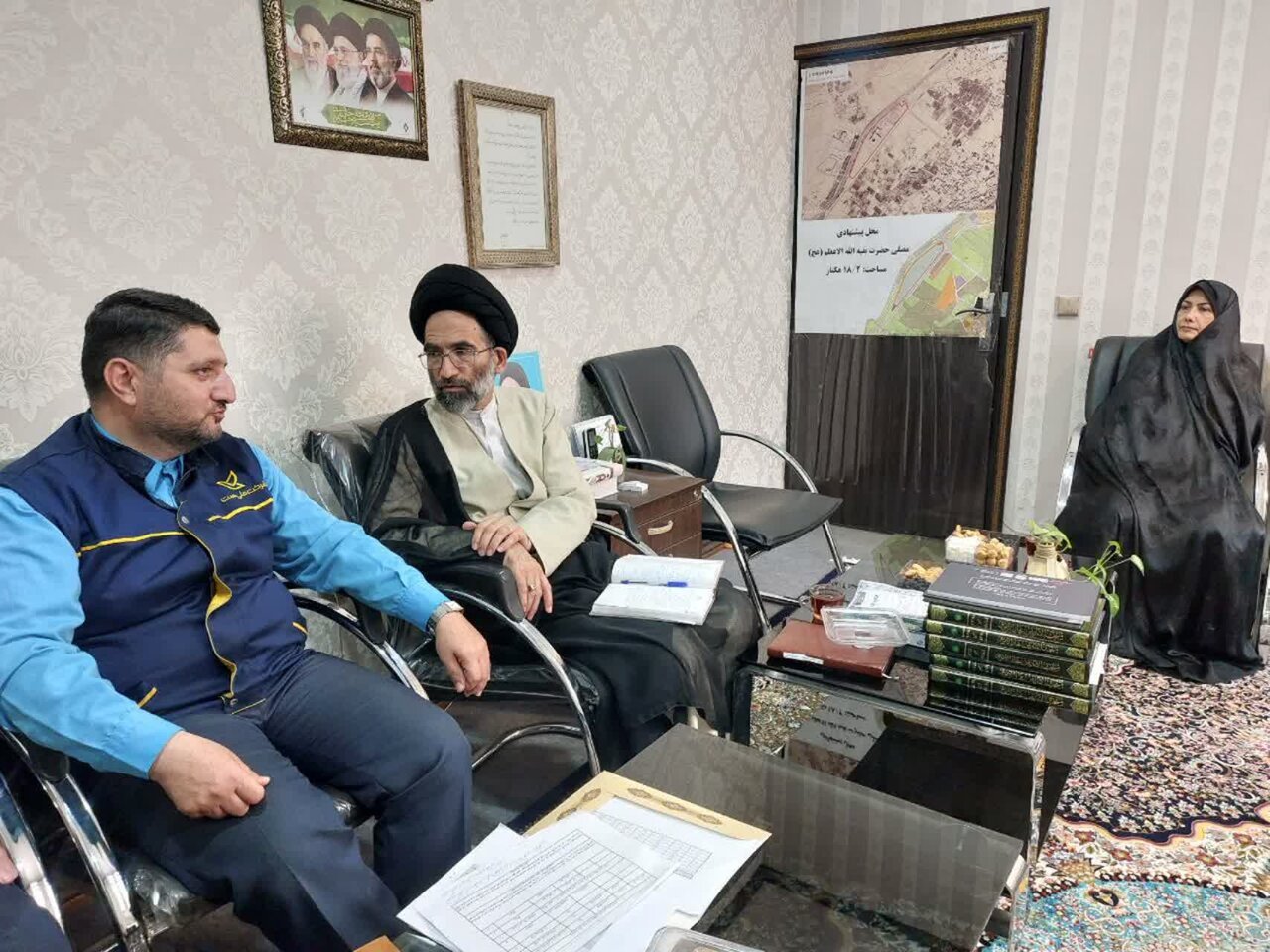 عمل صالح تا پایان دنیا و عالم برزخ برای انسان می ماند/ مردم و مسوولان باید قدر نعمت بزرگ الهی ولایت فقیه را بدانند+تصاویر