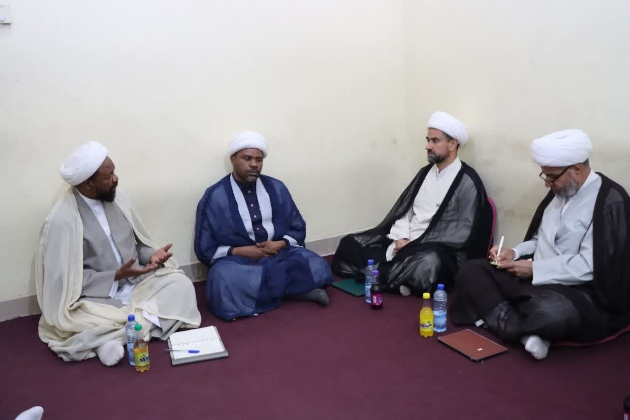 Wanazuoni kutoka Najaf Al-Ashraf Watembelea Hawza ya Imam Swadiq (a.s) jijini Dar es Salaam