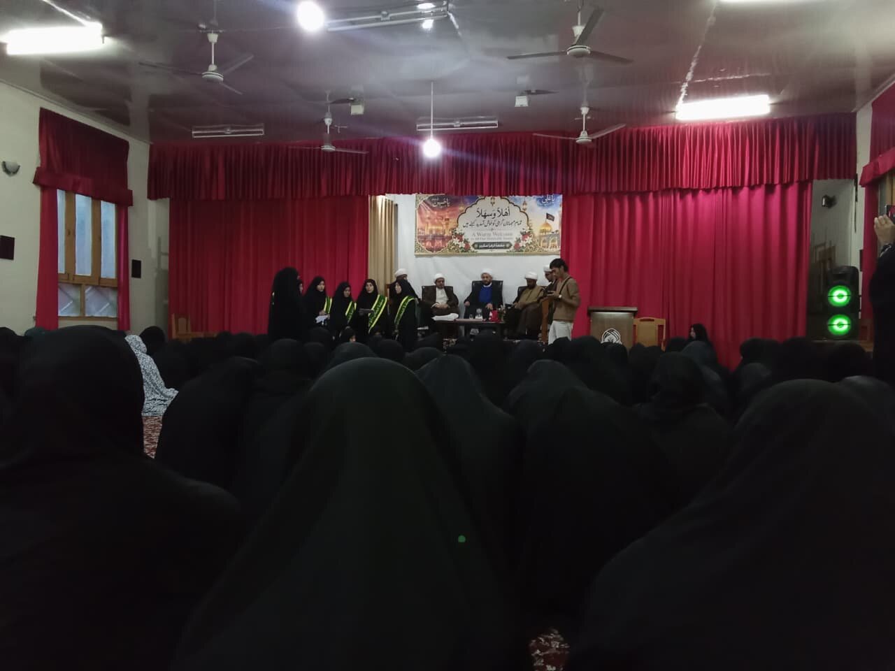 حرم امام حسینؑ کے خادمین کے اعزاز میں جامعۃ الزہراءؑ سکردو میں نشست کا انعقاد