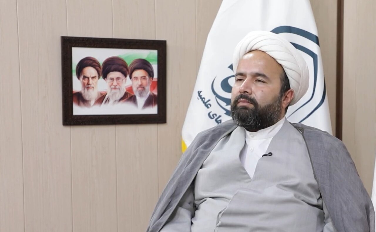 فیلم | نخستین چت‌بات هوش مصنوعی در حوزه روان‌شناسی و مشاوره اسلامی رونمایی می‌شود