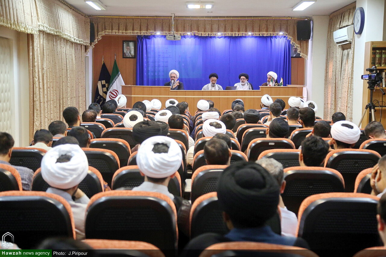 قم المقدسہ میں ’’اسلامی بینکاری: اصول، عملی صورتِ حال اور مستقبل کے امکانات‘‘ کے موضوع پر تخصصی سمینار کا انعقاد