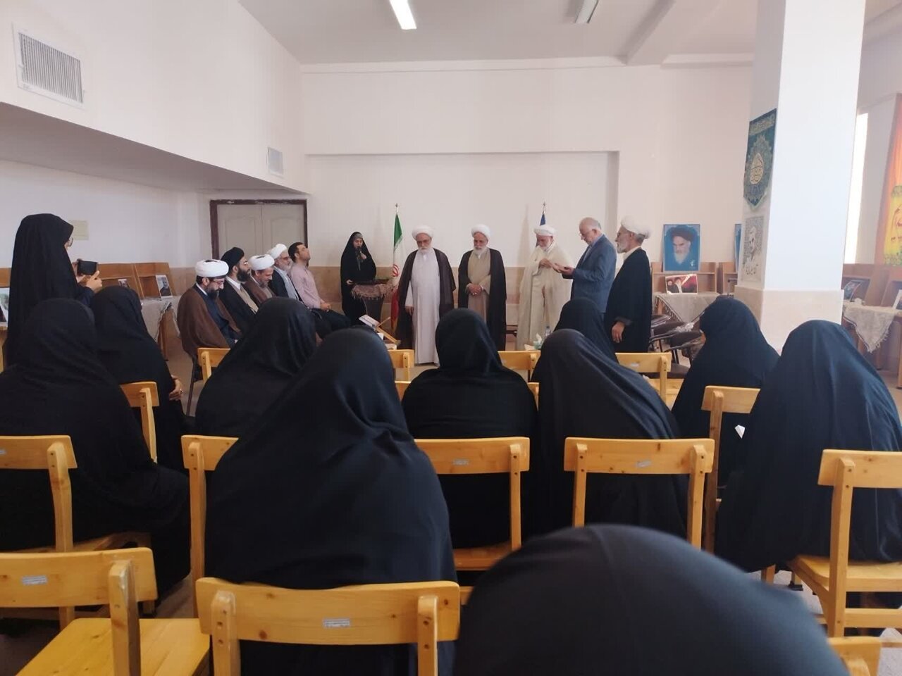 برگزاری مراسم «طلیعه حضور» طلاب جدیدالورود دلیجان