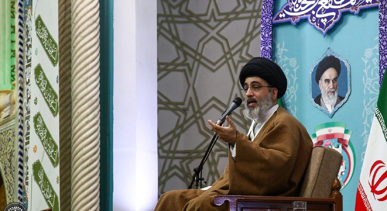 حضرت زینب(س) الگوی امیدآفرینی و مدیریت بحران است