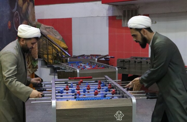 تصاویر/ اردوی تفریحی خانوادگی طلاب همدان در شهربازی رنگین کمان