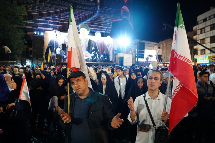 تصاویر/ جشن ولادت حضرت زینب(س) در میدان انقلاب