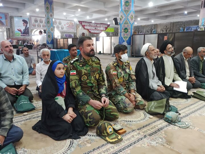 تصاویر/ اقامه نماز عبادی سیاسی جمعه کاشان