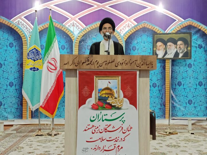 تصاویر/ اقامه نماز عبادی سیاسی جمعه کاشان