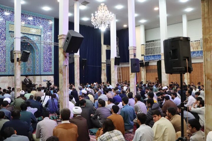 تصاویر/ محفل قرآن و عترت طلاب مدارس آیت‌الله مجتهدی و آیت‌الله حق‌شناس