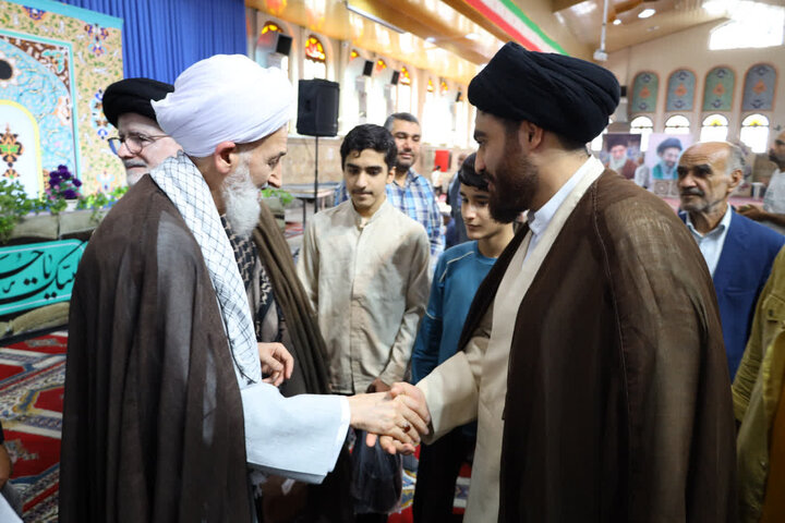 تصاویر/ نماز عبادی سیاسی جمعه در شهرستان ساری