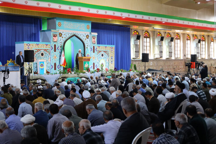 تصاویر/ نماز عبادی سیاسی جمعه در شهرستان ساری