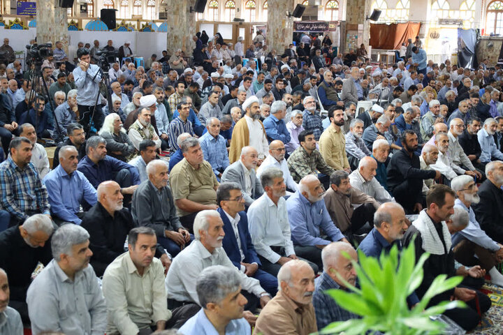 تصاویر/ نماز عبادی سیاسی جمعه در شهرستان ساری