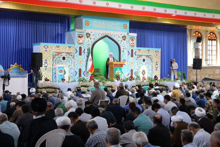 تصاویر/ نماز عبادی سیاسی جمعه در شهرستان ساری