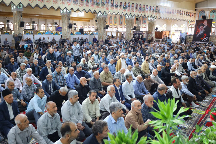 تصاویر/ نماز عبادی سیاسی جمعه در شهرستان ساری