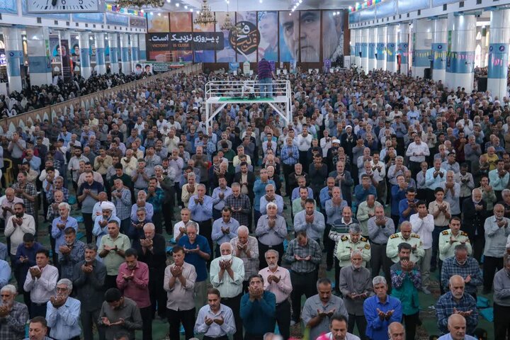 تصاویر/ اقامه نمازجمعه شهر کرمان