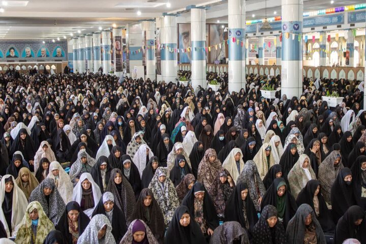 تصاویر/ اقامه نمازجمعه شهر کرمان